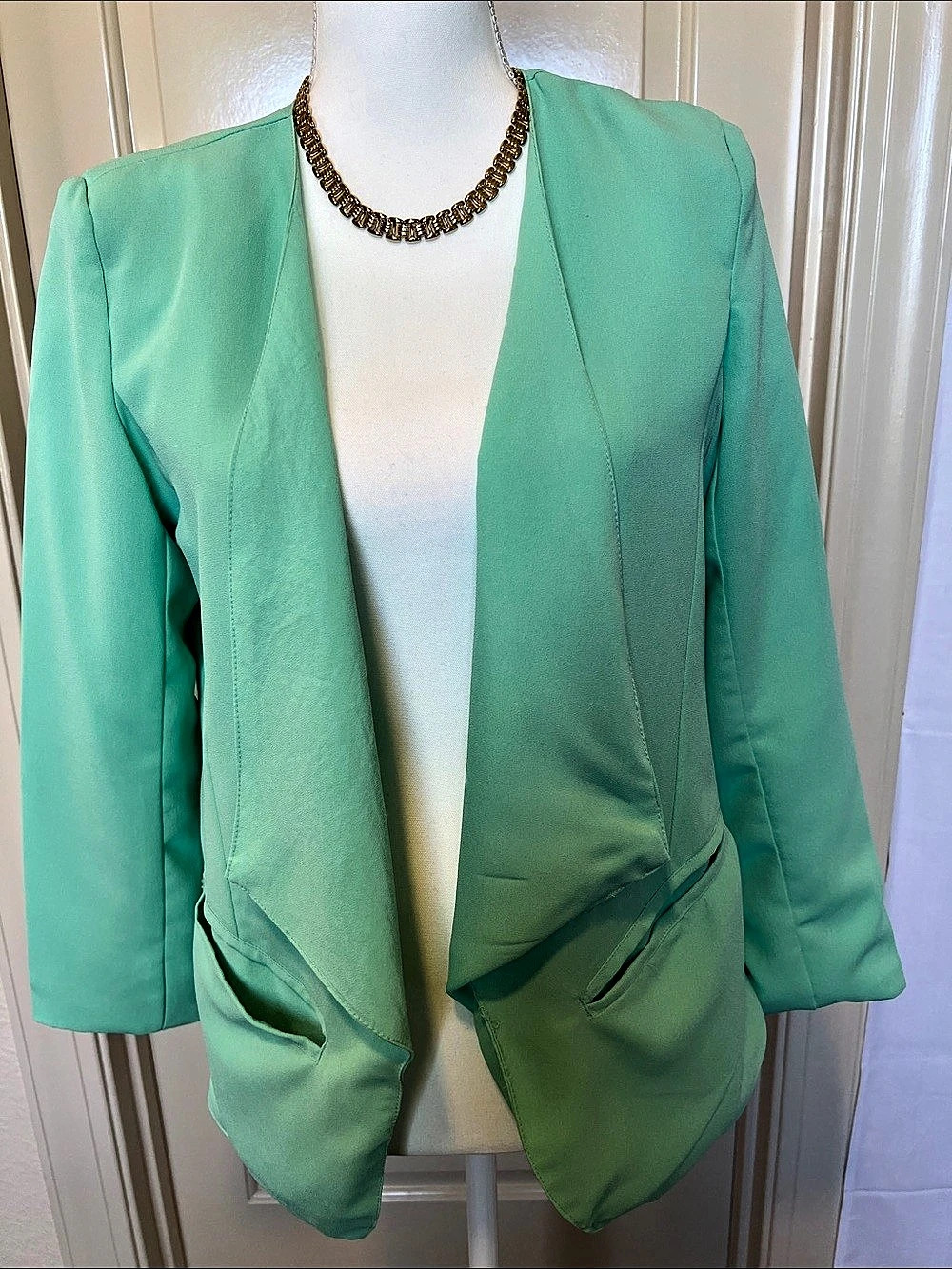 MISS LONDON Women's Green Blazer Size Large Like New